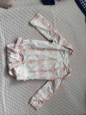 Pehr pink Tie-Dye bodysuit 0-3 mo, bundles welcome, like new
